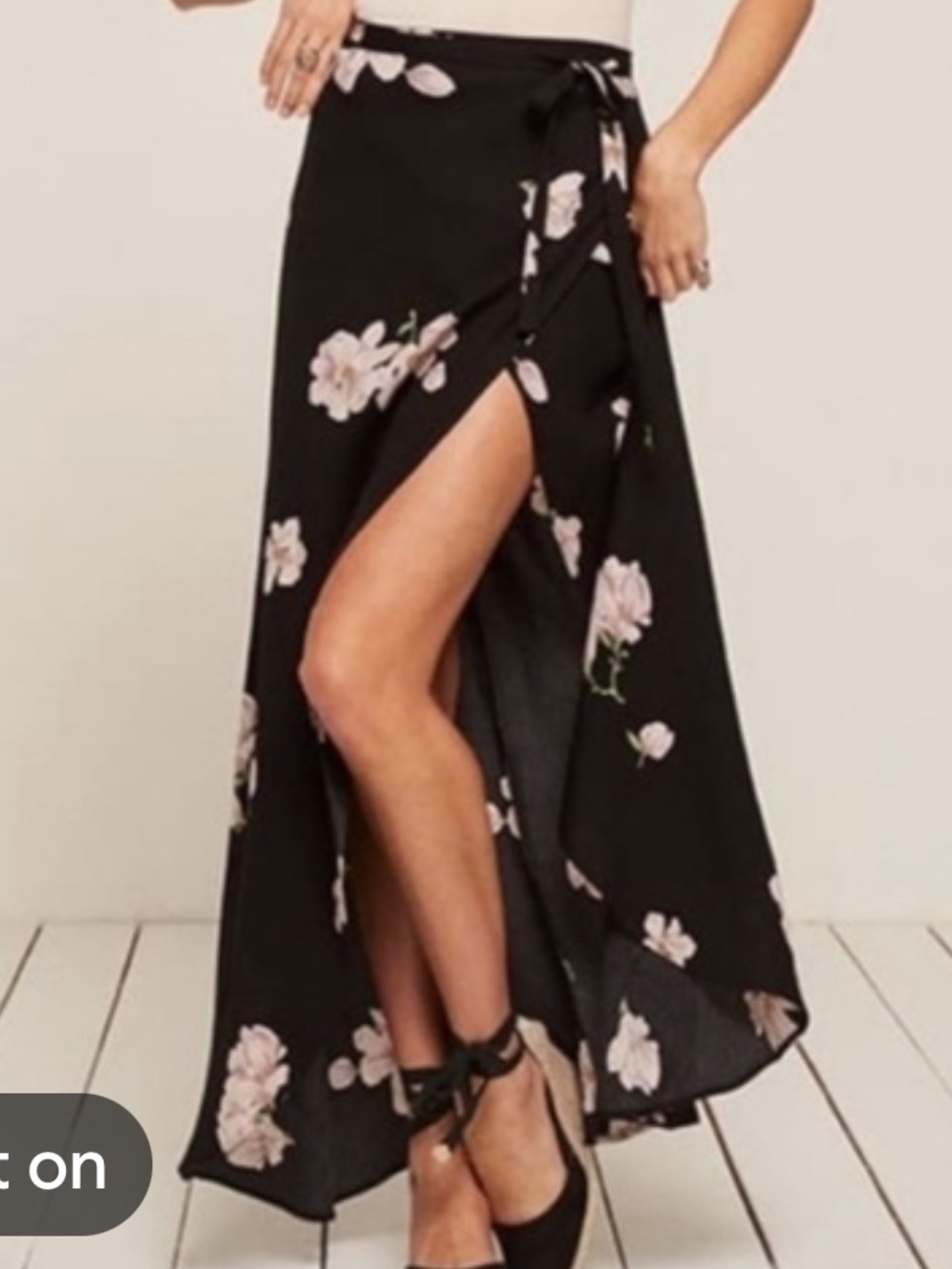 Reformation Floral Wrap Skirt Women’s Large - Picture 8 of 8